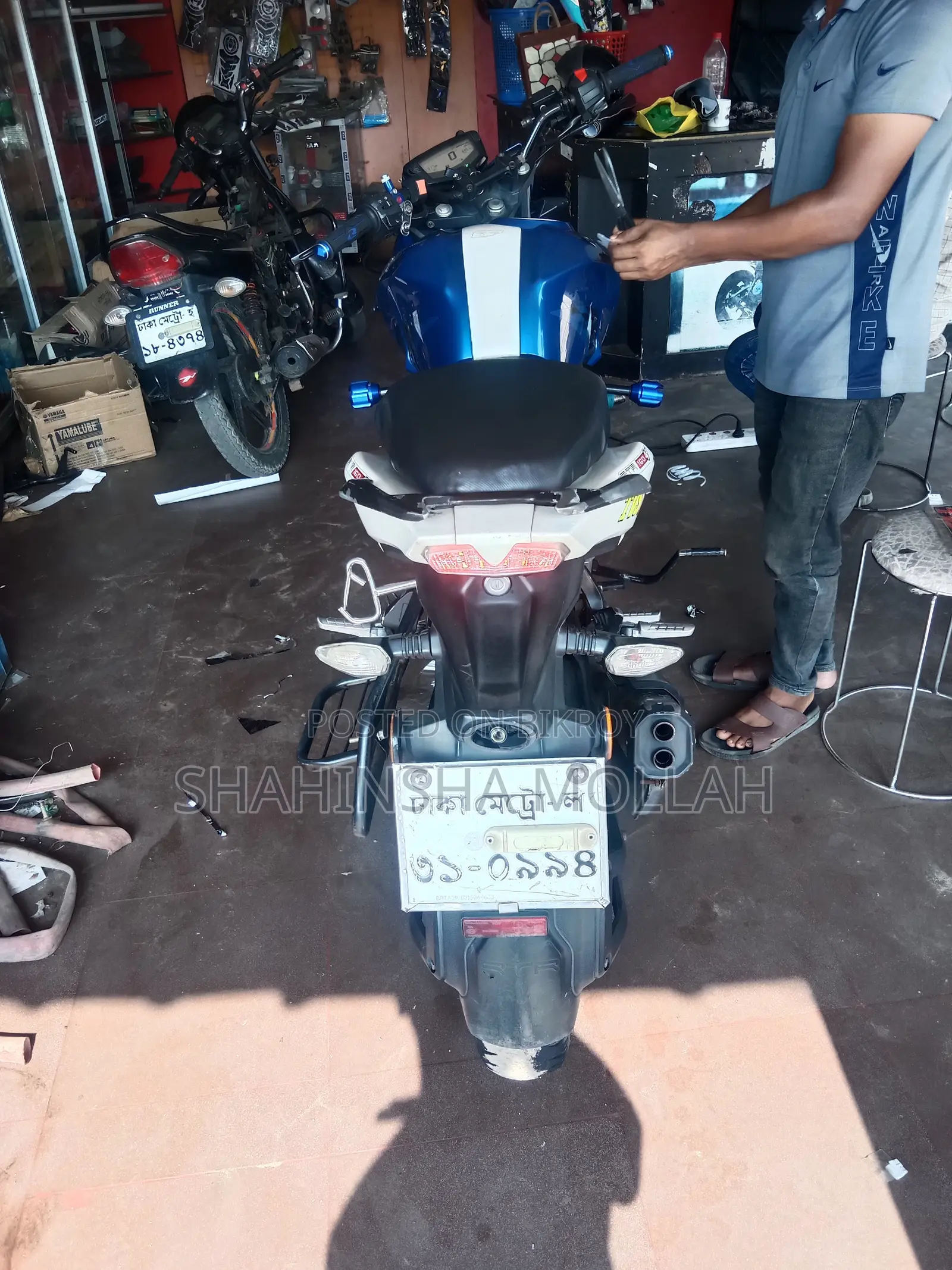 TVS Apache RTR 160 4V 2020 Blue