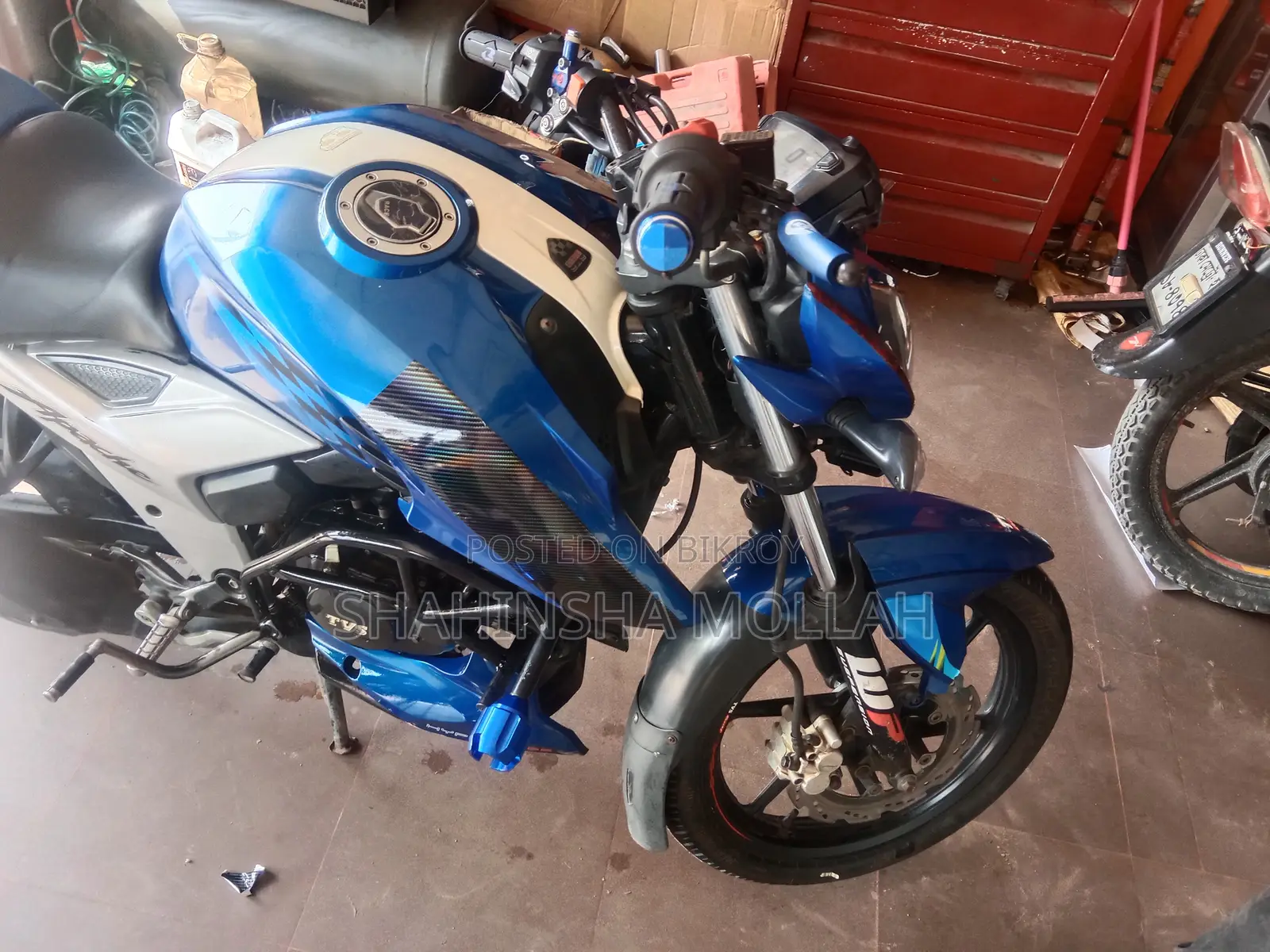 TVS Apache RTR 160 4V 2020 Blue