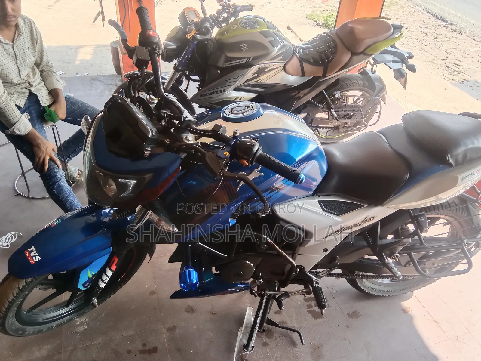 TVS Apache RTR 160 4V 2020 Blue
