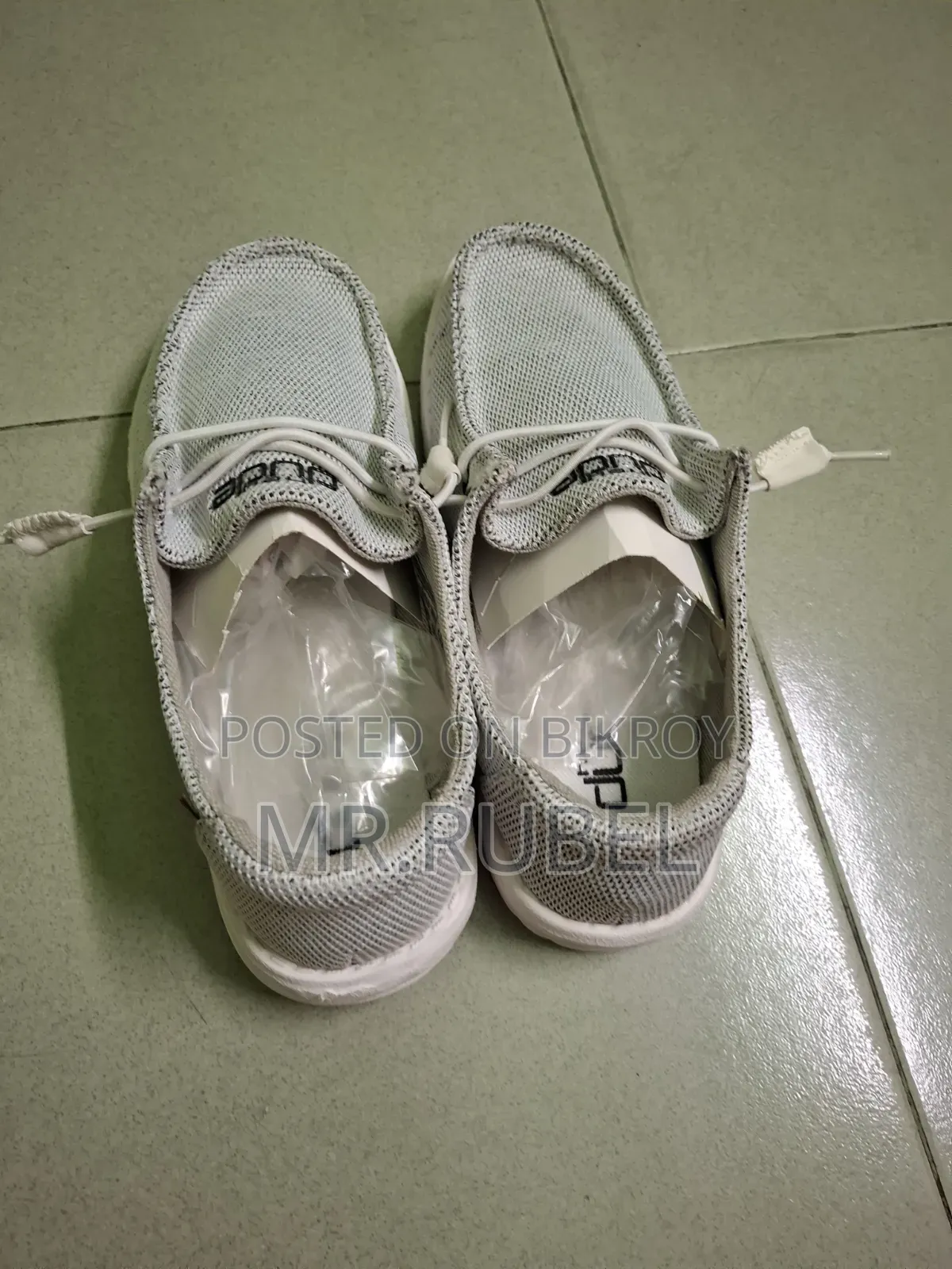 39 Size Hey Dude Shoes