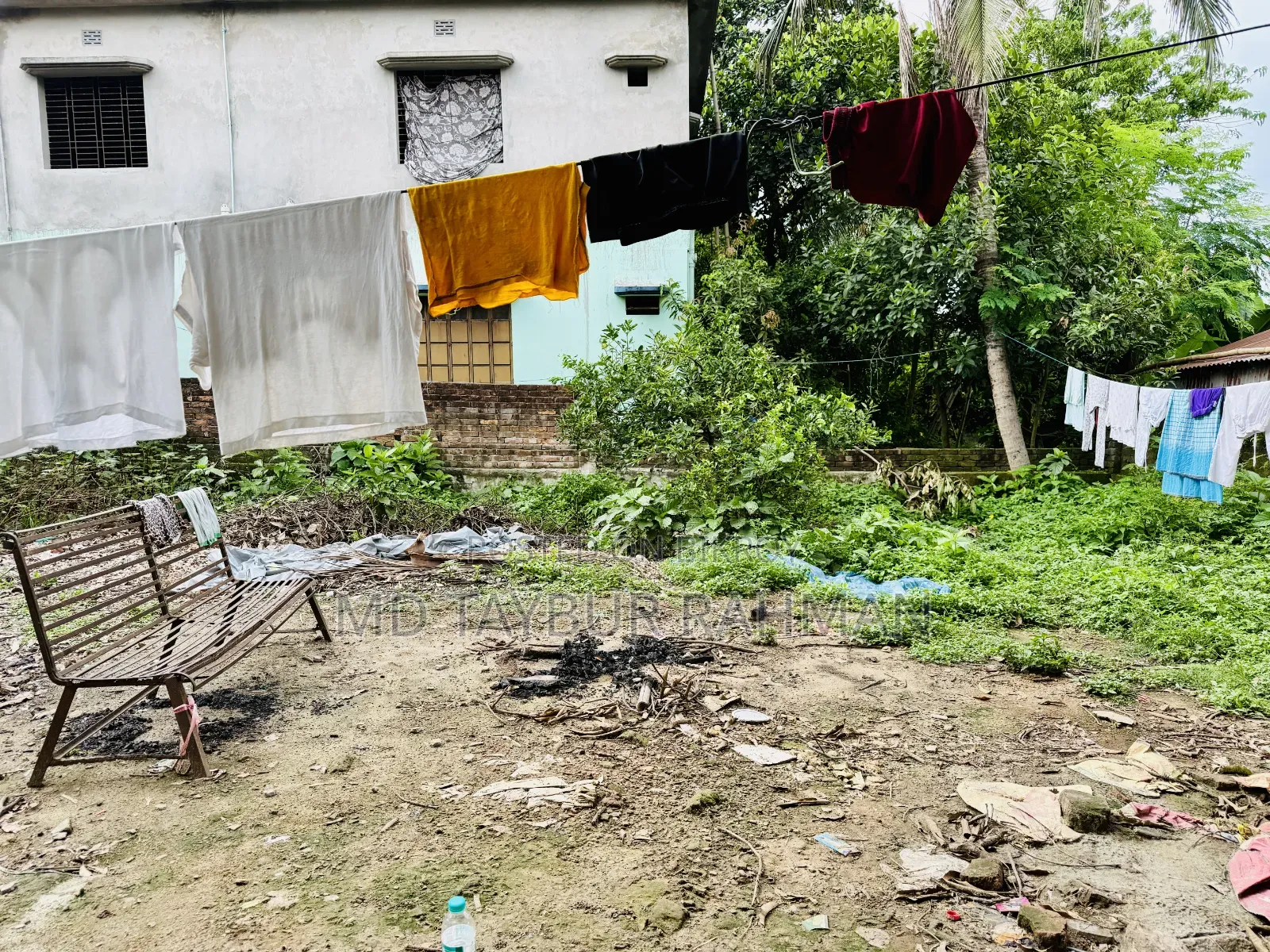 জমিটি বিক্রি করা হবে। ধামরাই পৌরসভার উত্তর পাশে ৪নং ওয়ার্ড ৬ নাম্বার।