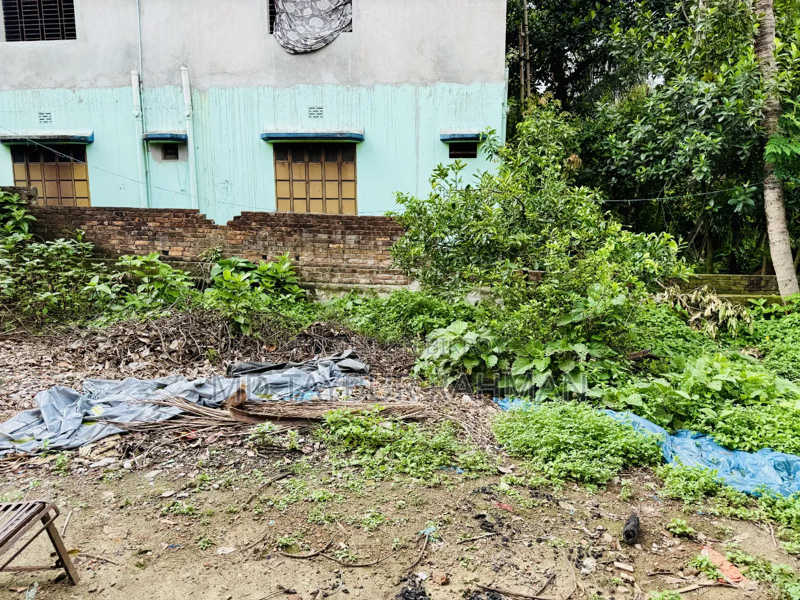 জমিটি বিক্রি করা হবে। ধামরাই পৌরসভার উত্তর পাশে ৪নং ওয়ার্ড ৬ নাম্বার।