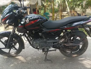Bajaj Pulsar 150 2023 Black