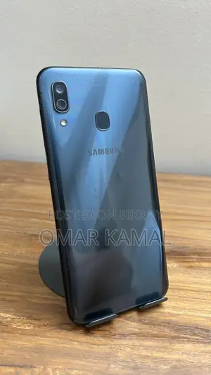 Samsung Galaxy A30 64 GB Gray