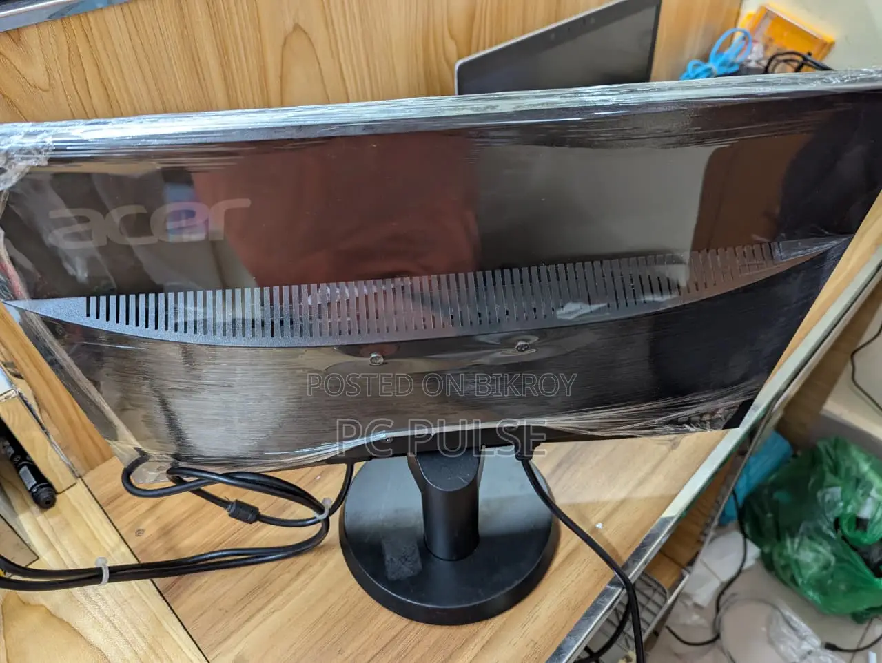 Acer 19" Hd Led Monitor (Like New Used)