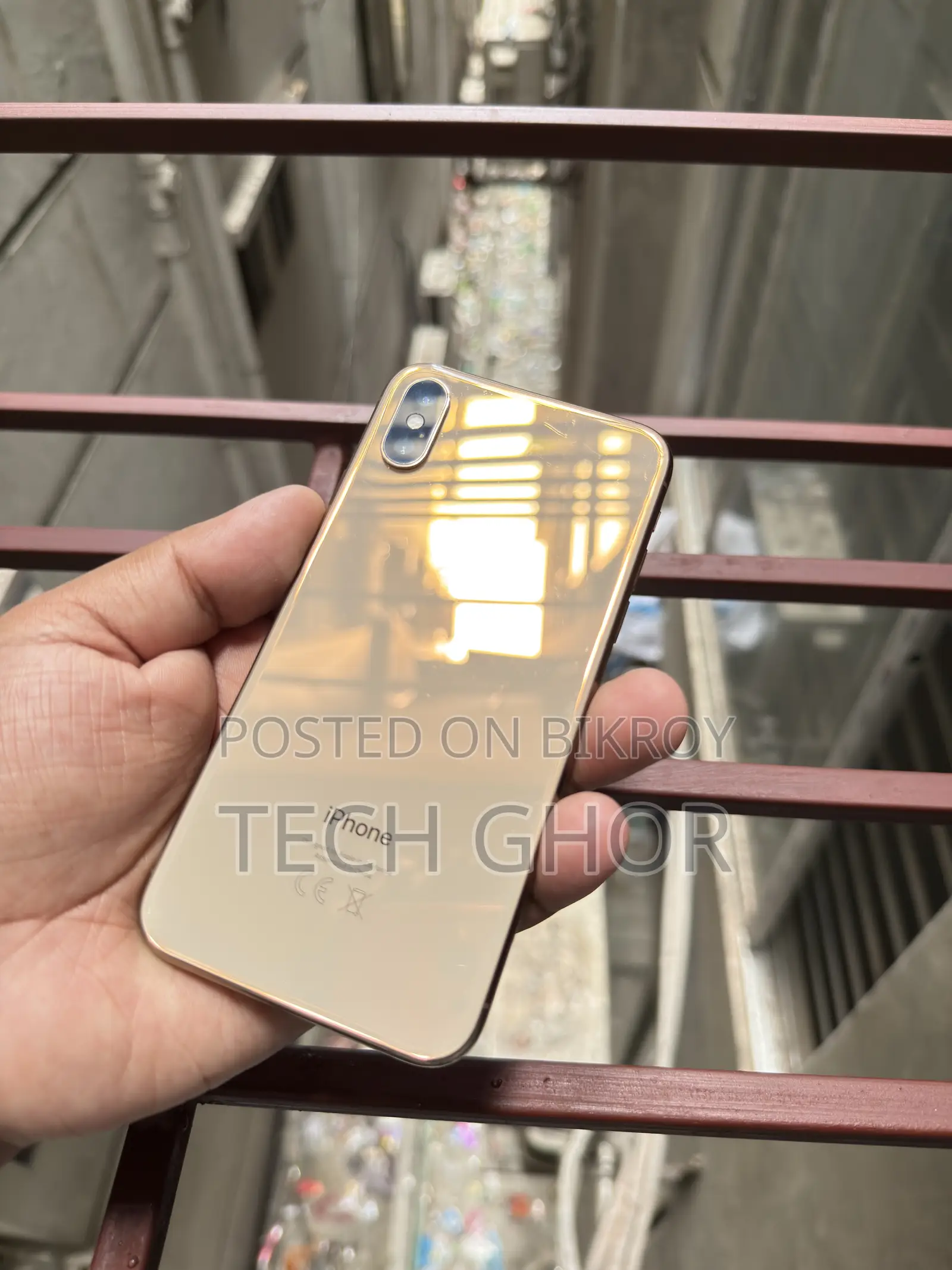 Apple iPhone XS 64 GB Gold