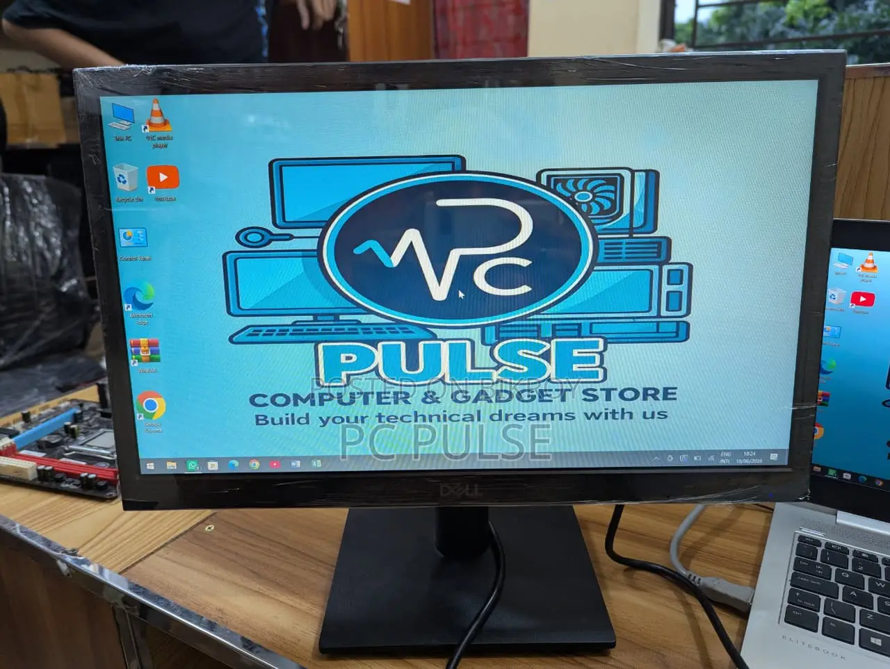 Dell 19" Hd Led Monitor (Like New Used)