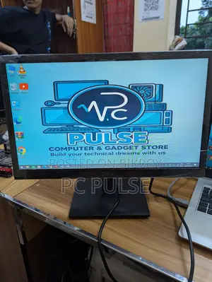 Dell 19" Hd Led Monitor (Like New Used)