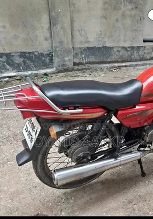 New Hero Dawn 100 2010 Red