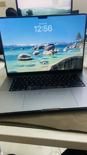 Laptop Apple MacBook Pro 2021 M1 32GB Apple M1 Pro SSD 512GB