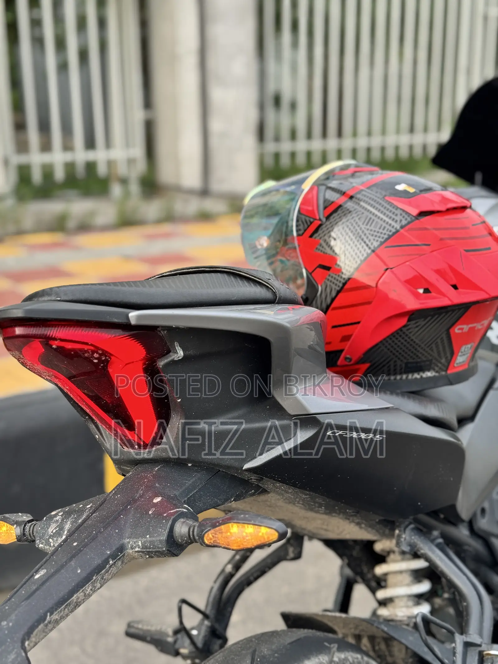 CFMoto 300SR 2025 Gray