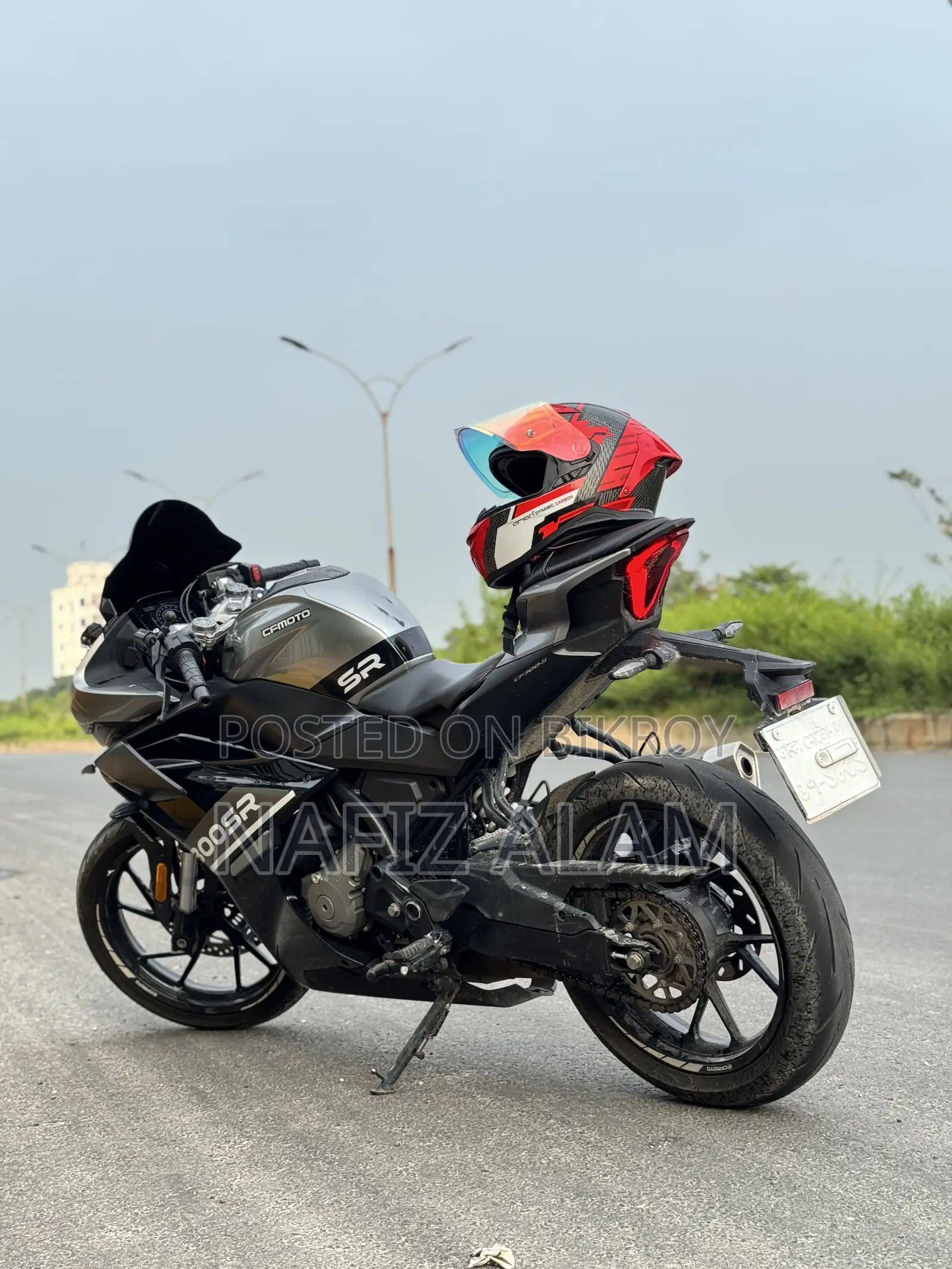 CFMoto 300SR 2025 Gray