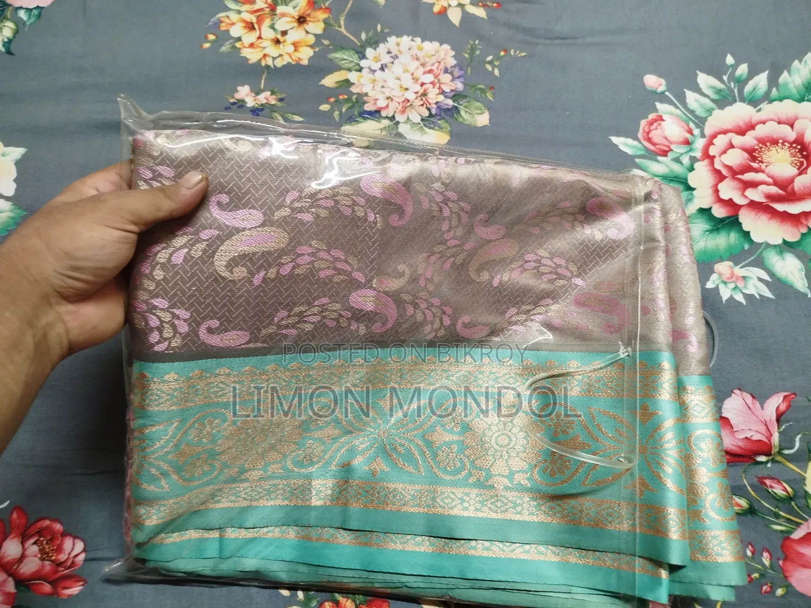 Jamdani Saree