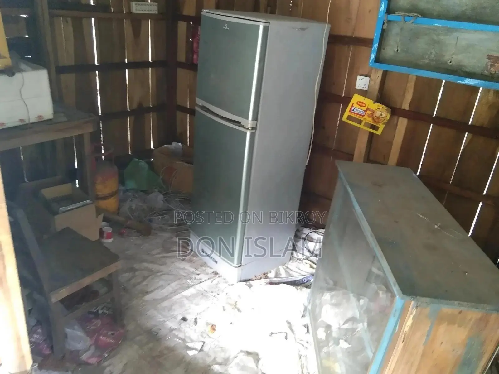 Walton Fridge used in shop for sale