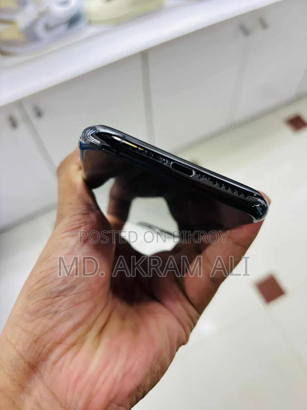 New Apple iPhone 11 Pro 64 GB Black