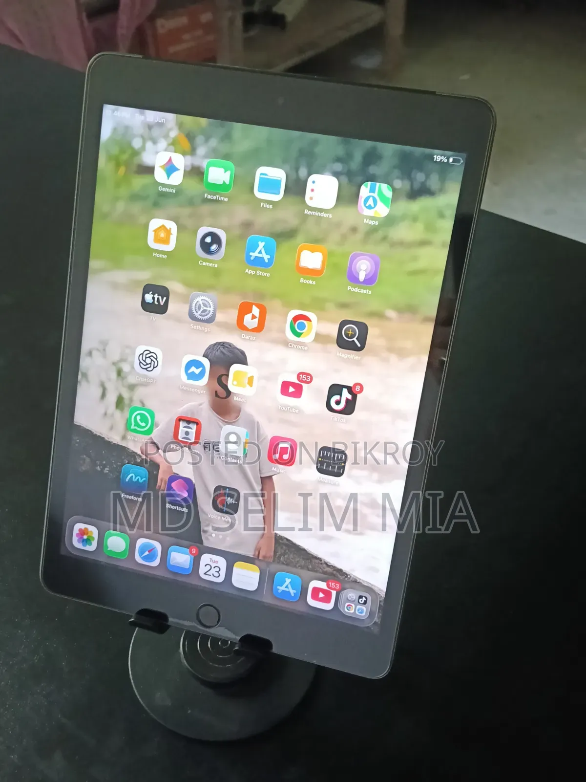 Apple iPad 9.7 64 GB Gray