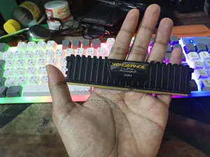 Corsair Vengeance 4GB RAM