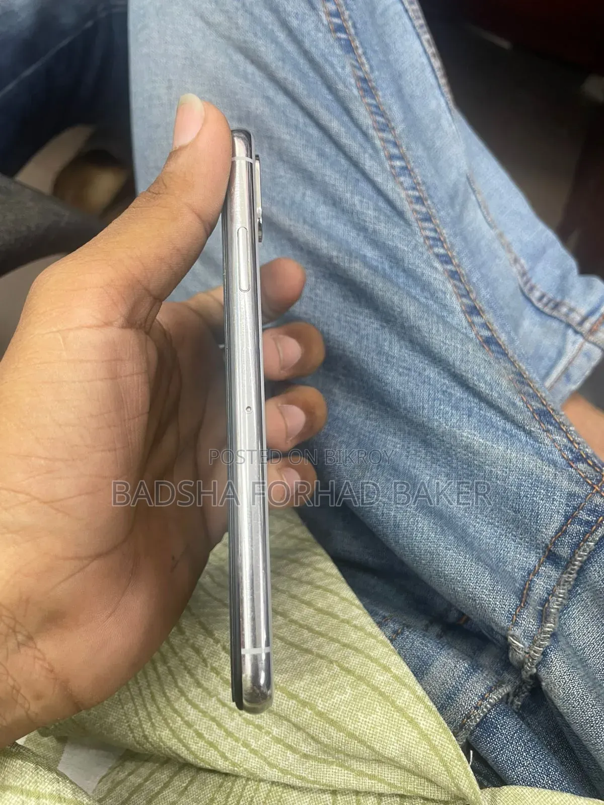 Apple iPhone X 64 GB White