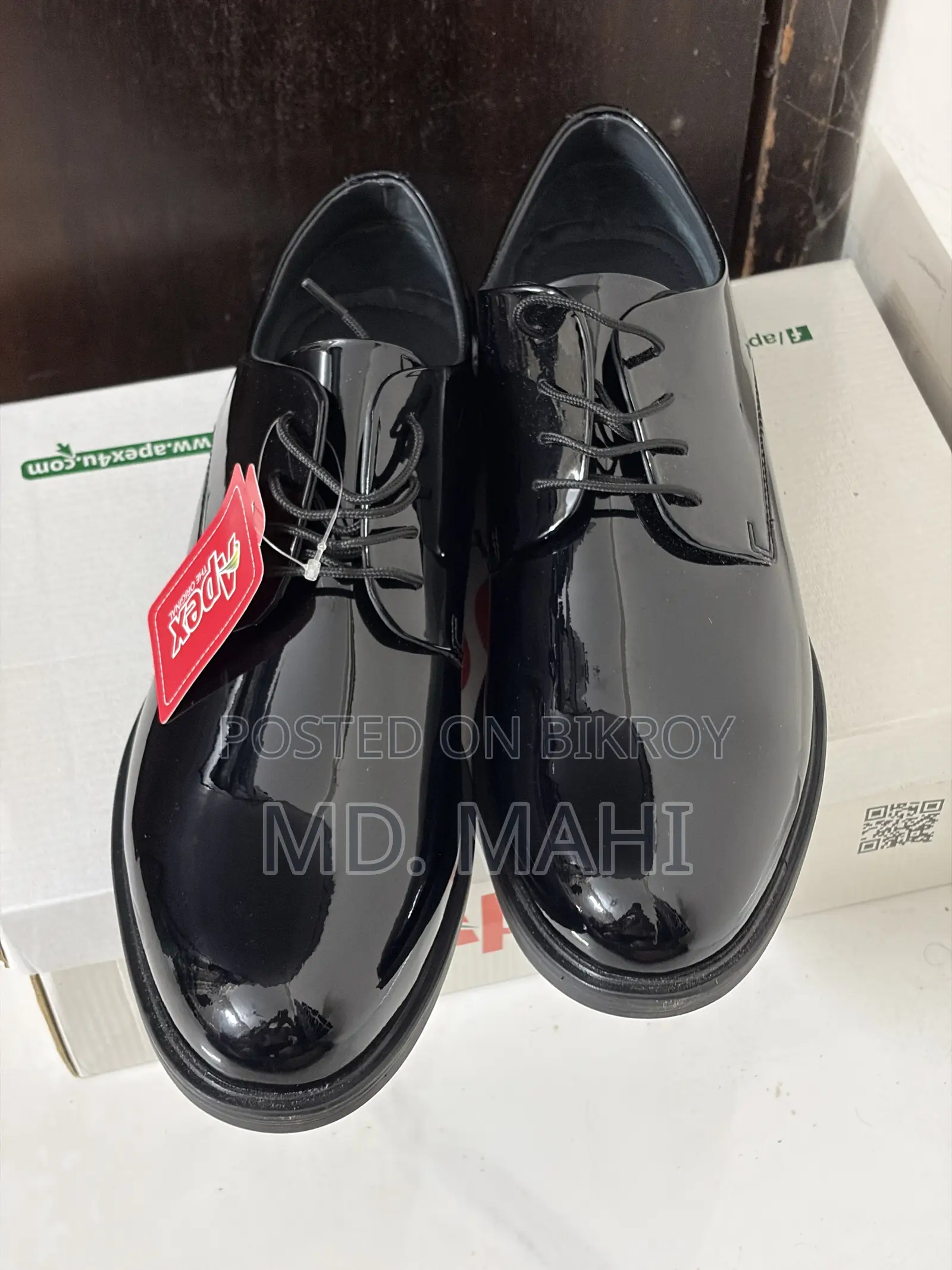 Apex Oxford Shoe