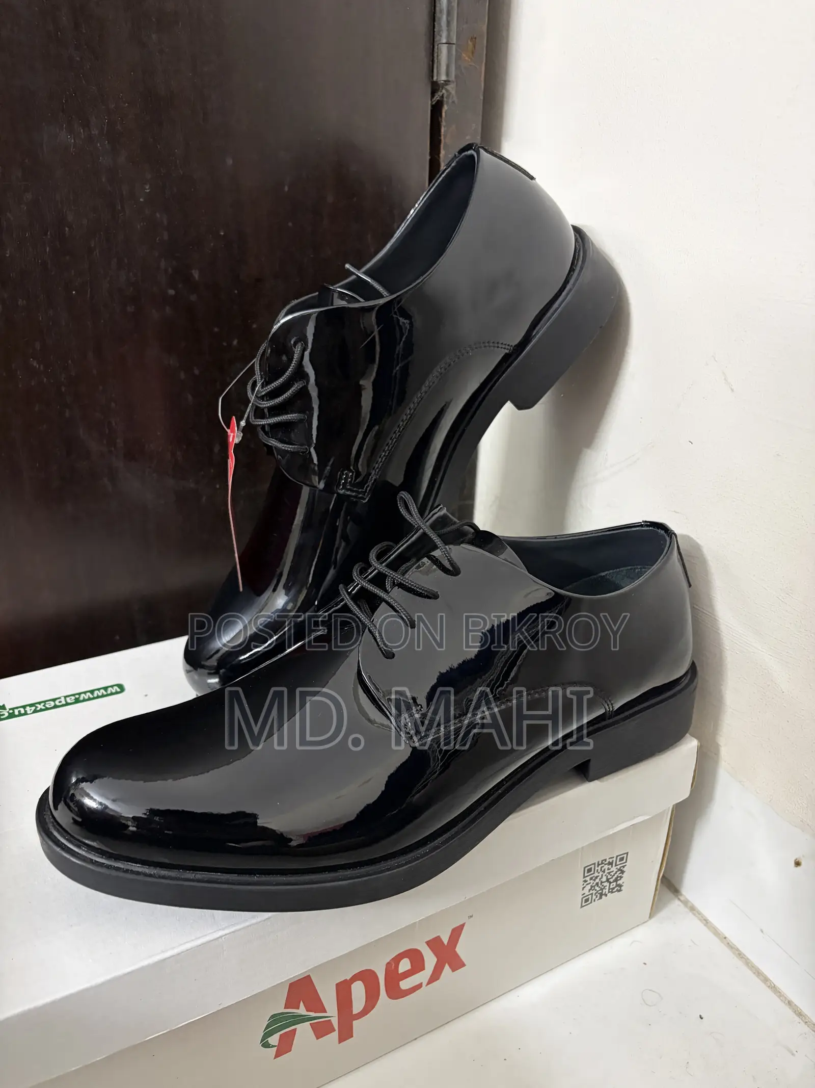Apex Oxford Shoe