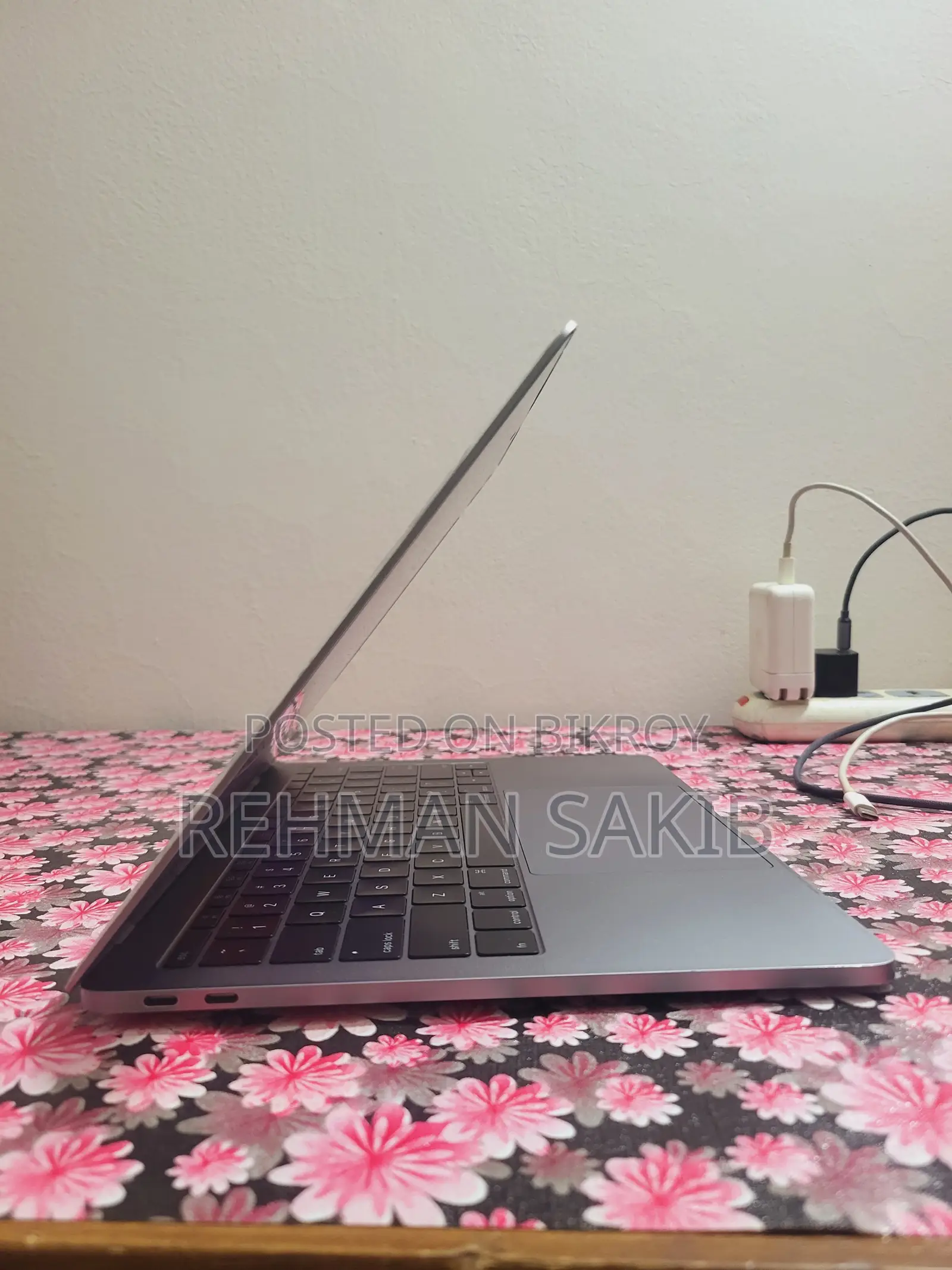 Laptop Apple MacBook 2016 8GB Intel Core I5 SSD 256GB