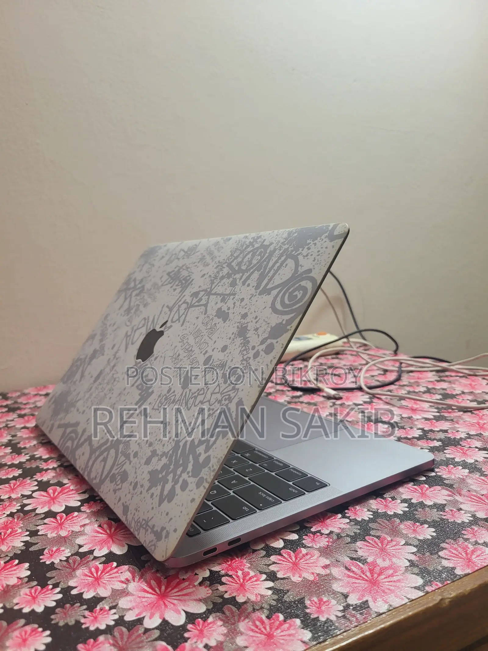 Laptop Apple MacBook 2016 8GB Intel Core I5 SSD 256GB