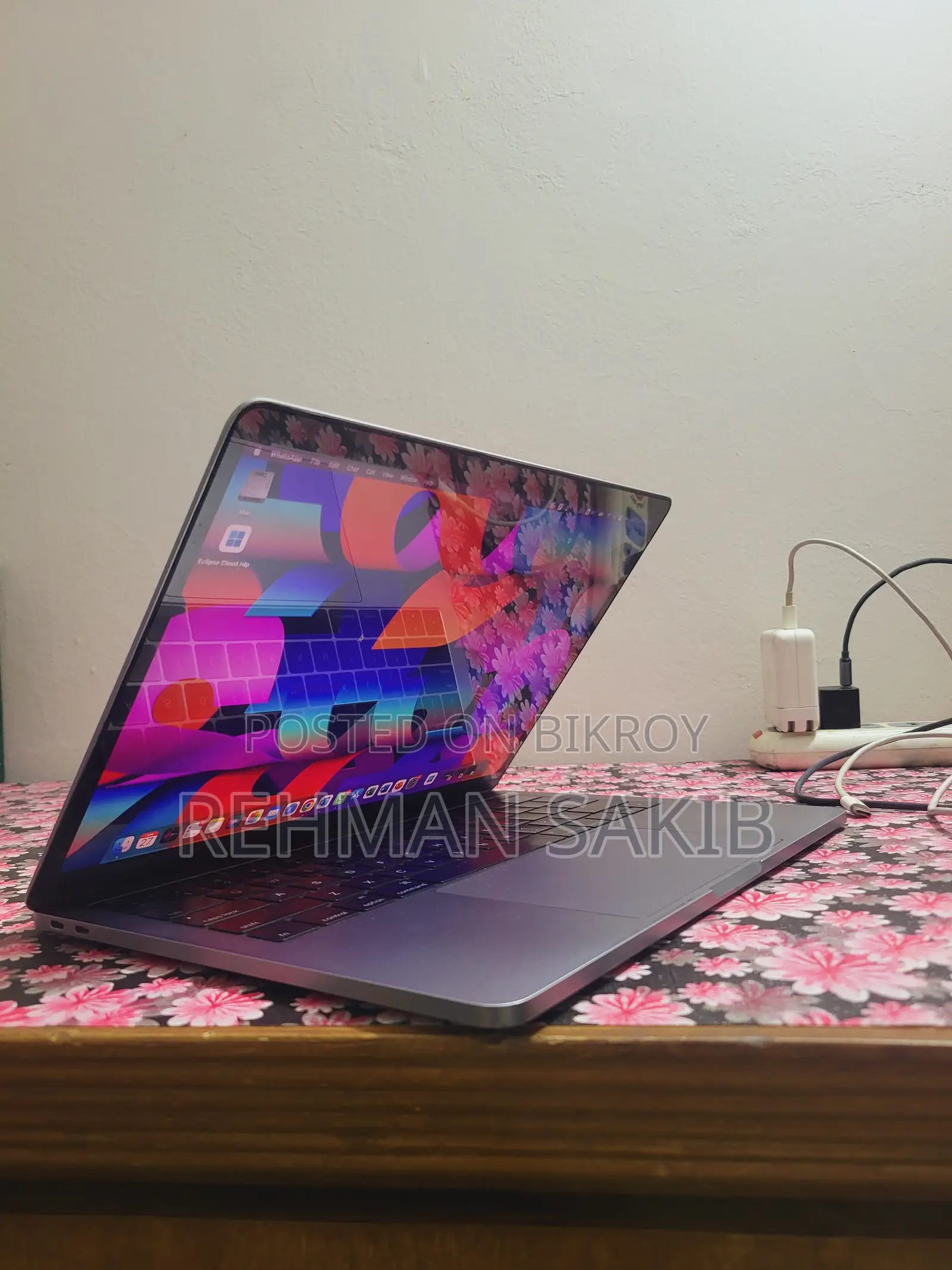 Laptop Apple MacBook 2016 8GB Intel Core I5 SSD 256GB