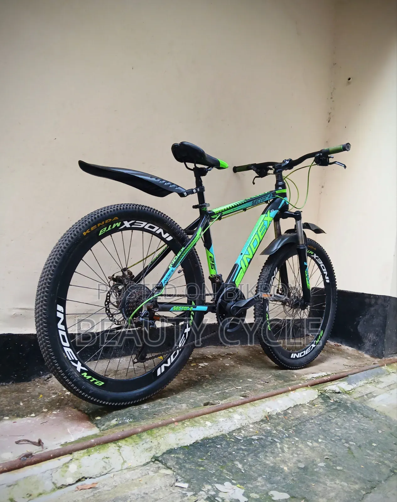 New Finis Cycle