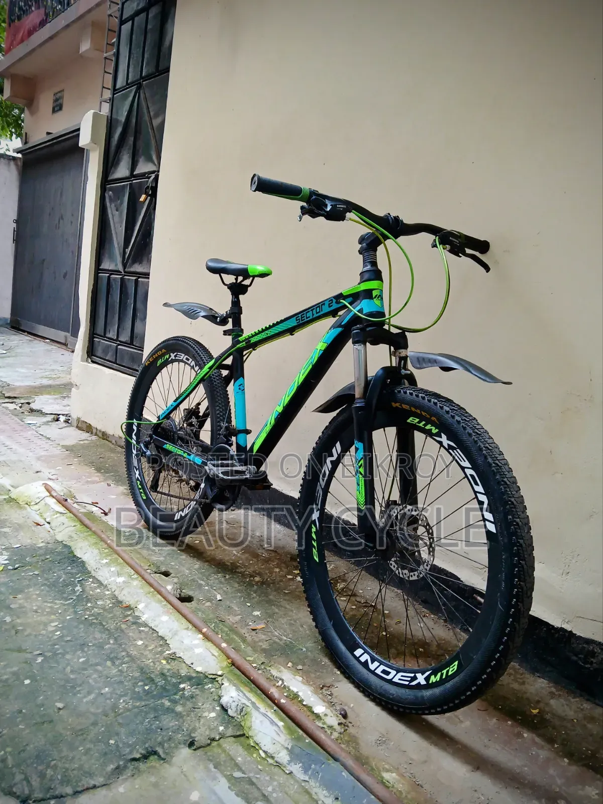 New Finis Cycle