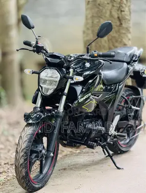 সুজুকি জিক্সার এফআই এবিএস ২০২৩ কালো