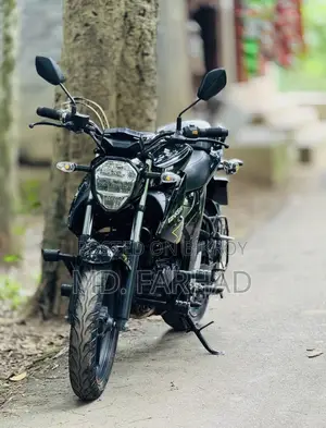 সুজুকি জিক্সার এফআই এবিএস ২০২৩ কালো