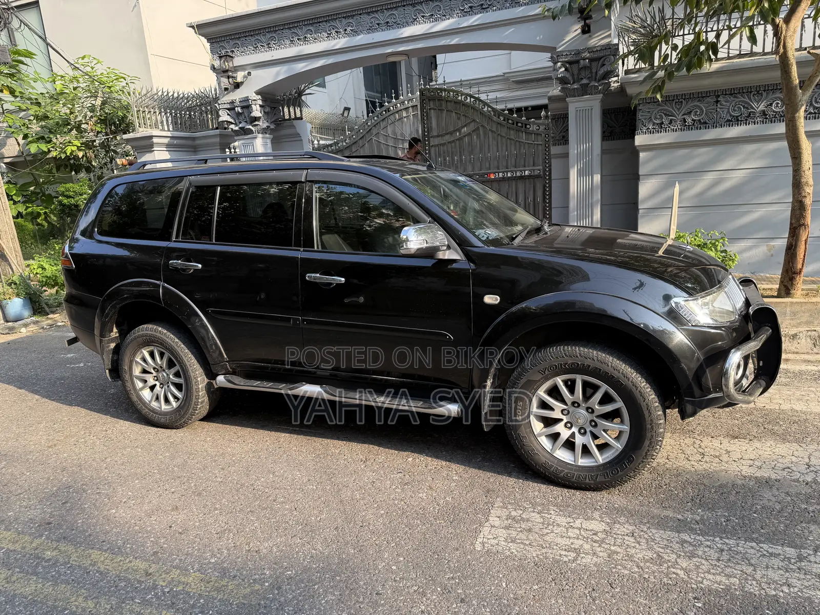 Mitsubishi Pajero 2010 Black