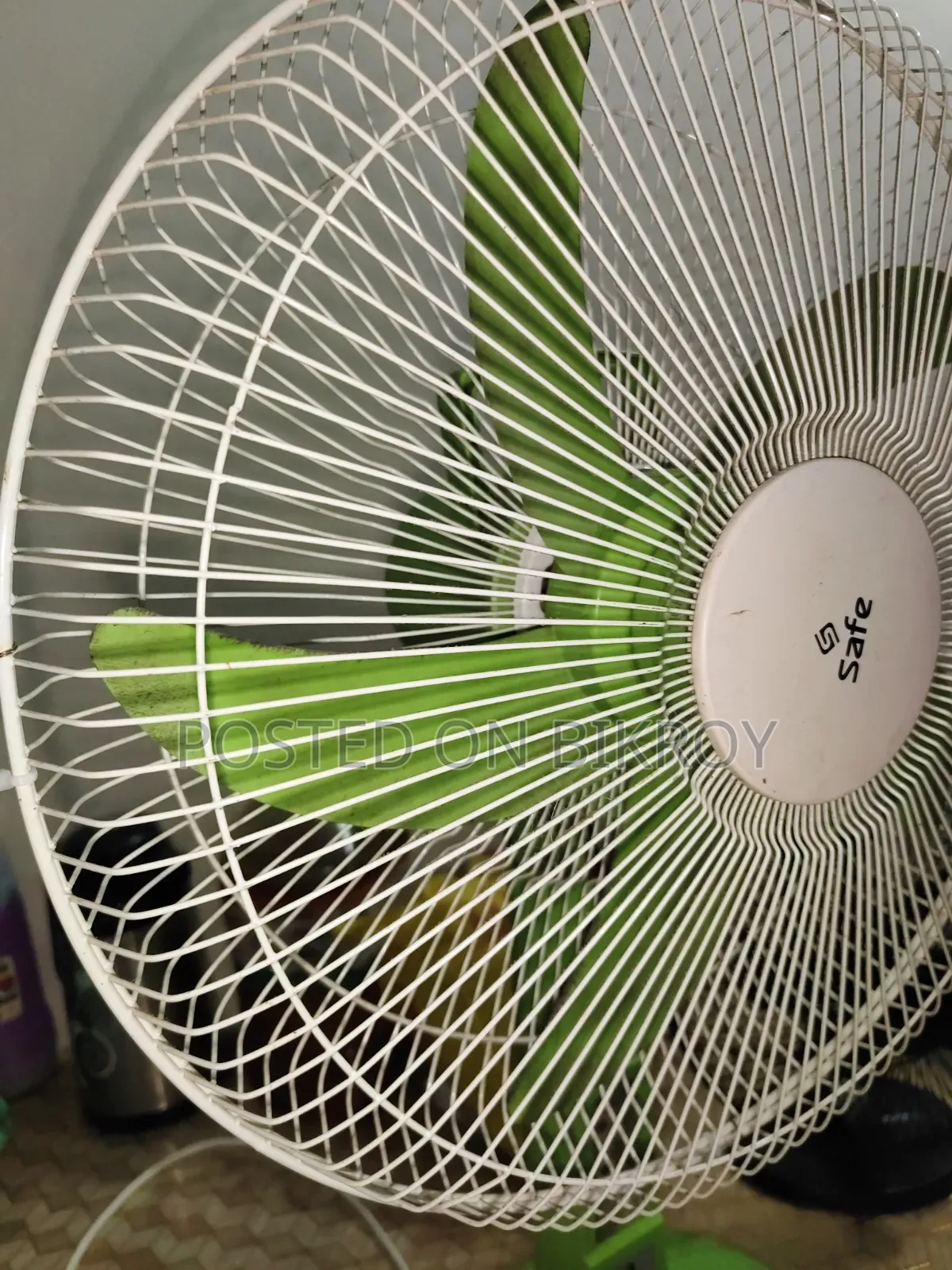 সোলার টেবিল ফ্যান