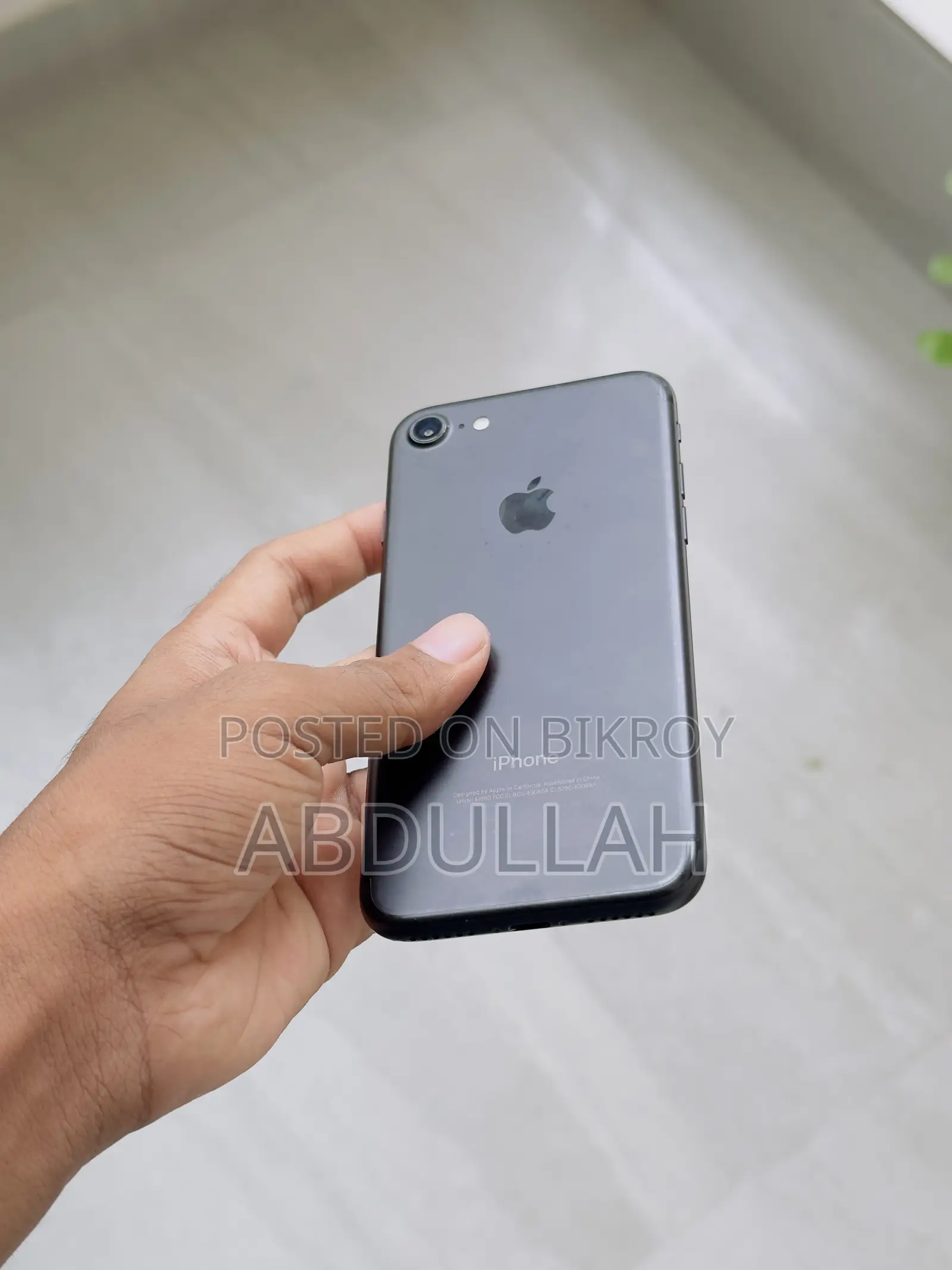 New Apple iPhone 7 32 GB Black