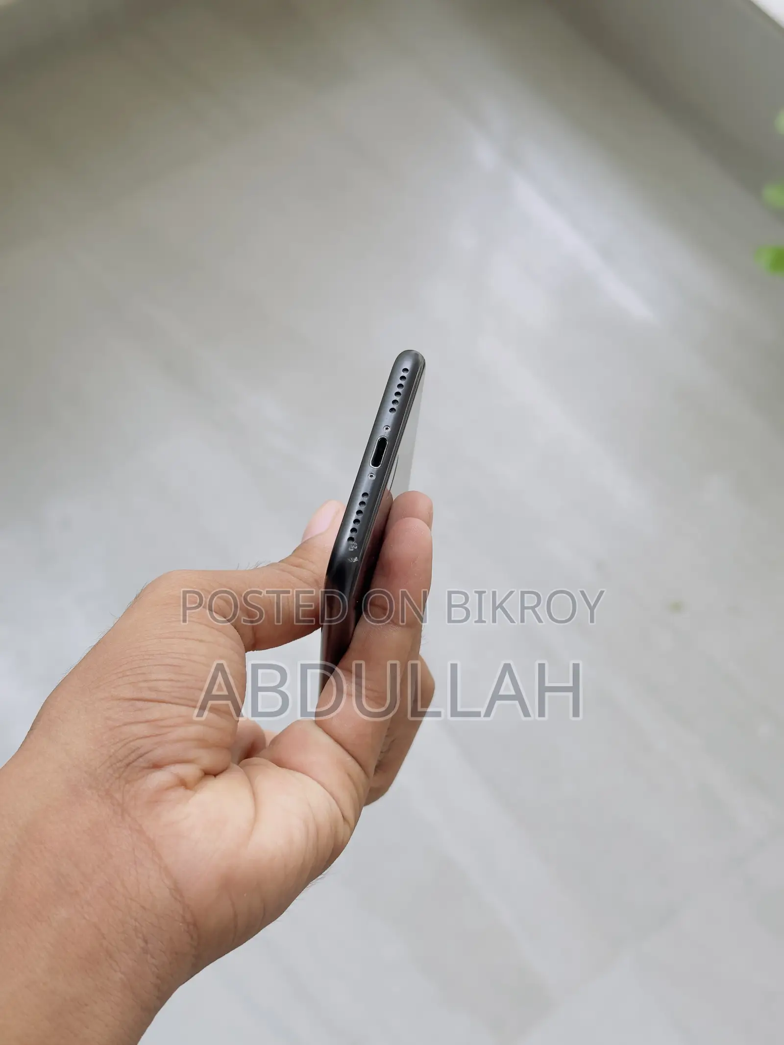 New Apple iPhone 7 32 GB Black