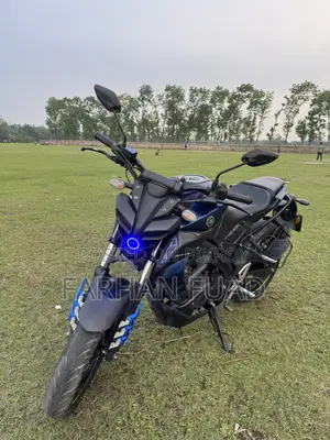 Yamaha 2020 Blue