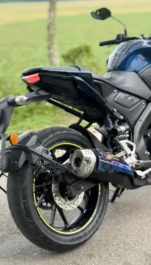 Yamaha 2020 Blue
