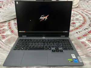New Laptop Lenovo LOQ 15IRH8 6GB Intel Core i5 SSD 512GB