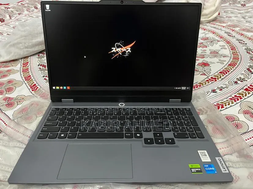 New Laptop Lenovo LOQ 15IRH8 6GB Intel Core i5 SSD 512GB