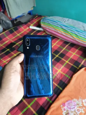 স্যামসাং গ্যালাক্সি এ২০ ৩২ জিবি নীল