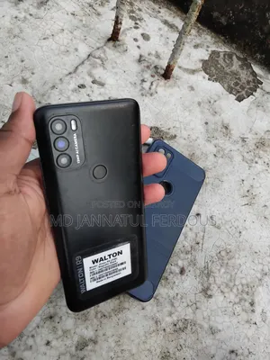 Walton 32 GB Black