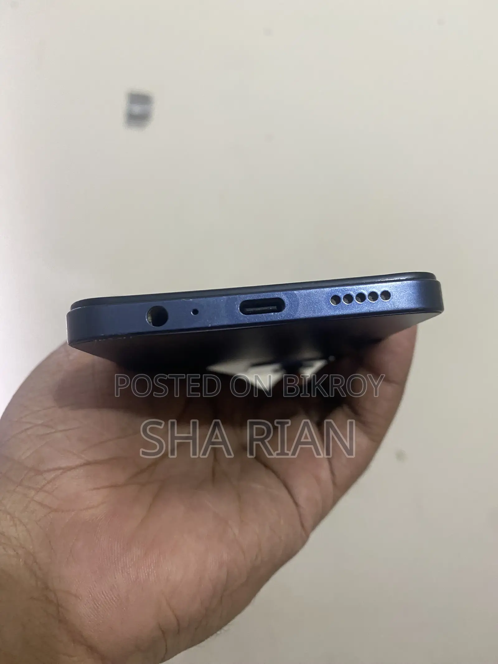 Vivo Y19s 128 GB Blue