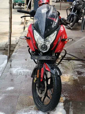 Bajaj Pulsar 150 2018 Red