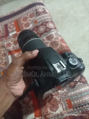 DSLR Camera