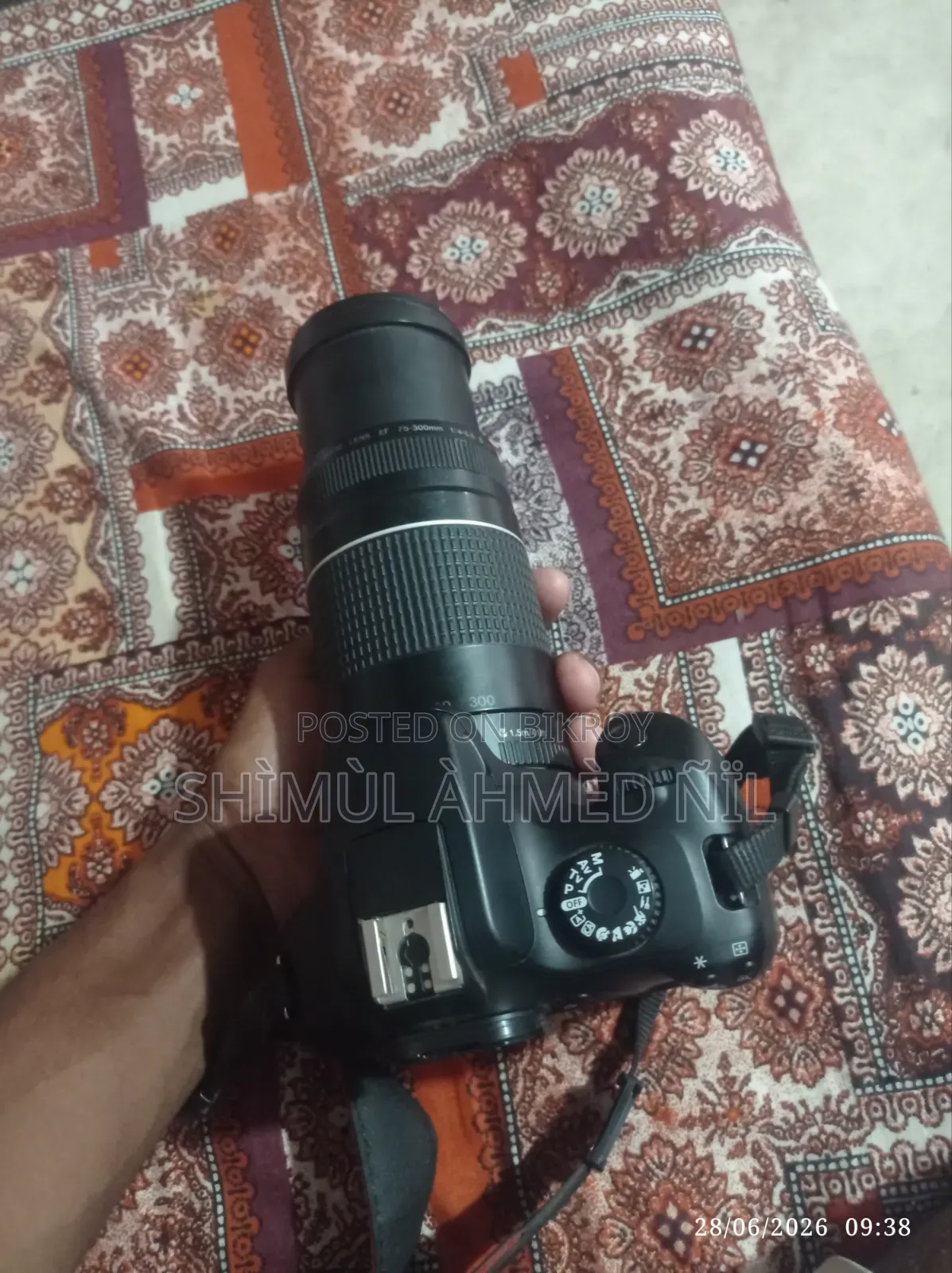 DSLR Camera
