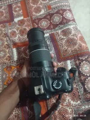 DSLR Camera