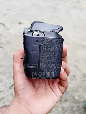 Canon 250d With 50mm Prime Lens (Full Box)