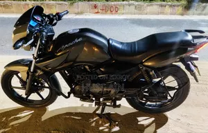 TVS Apache RTR 160 2V 2012 Silver