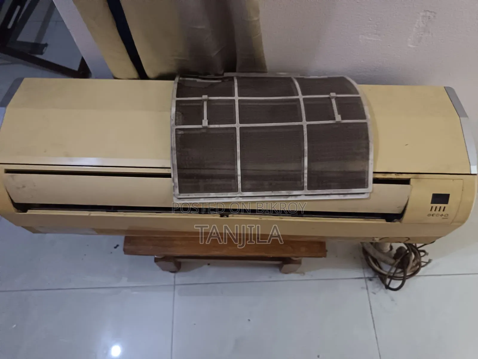 AC 1.5 Ton, please check and verify