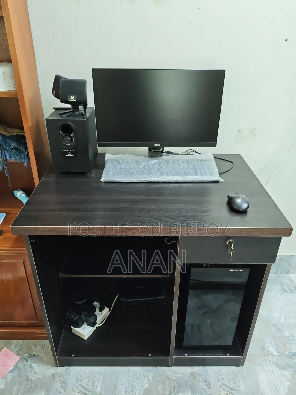 Computer Table